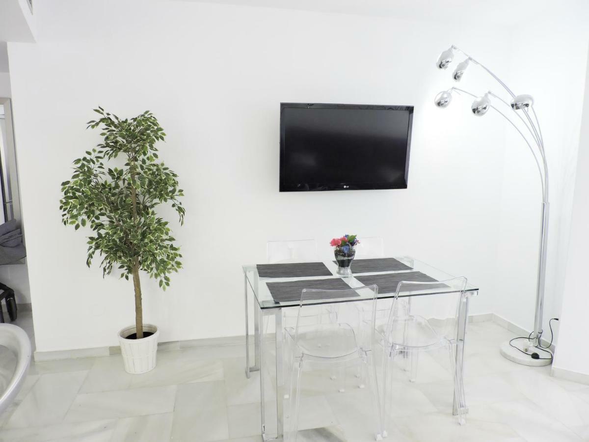 Apartamento Exclusivo Puerto Marina Benalmadena Bagian luar foto