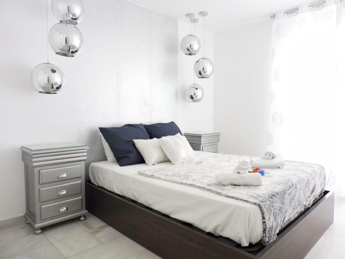 Apartamento Exclusivo Puerto Marina Benalmadena Bagian luar foto